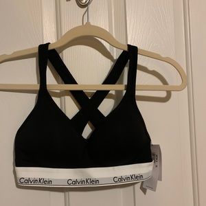 Calvin Klein Sports Bra- New Medium